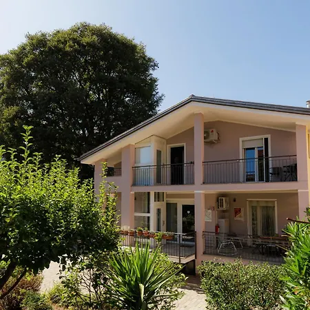 Maison Sabrina Con Vista Giardino Borgofranco d'Ivrea