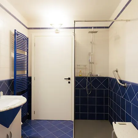아파트 Maison Sabrina Con Vista Giardino