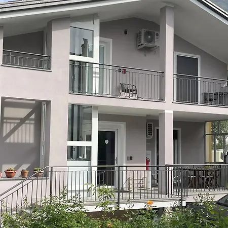 Maison Sabrina Con Vista Giardino Borgofranco d'Ivrea