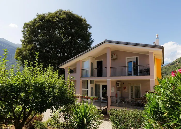 Maison Sabrina Con Vista Giardino Borgofranco d'Ivrea